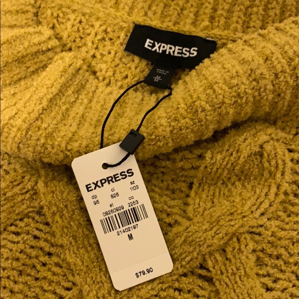 Express sweater - Picture 3 of 3